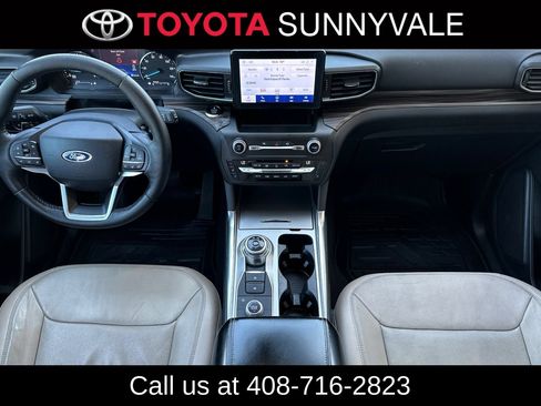 Used 2020 Ford Explorer Limited AWD/4WD image 4