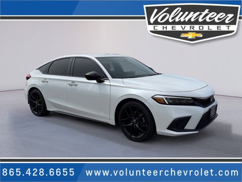 Used 2023 Honda Civic Sport image 1