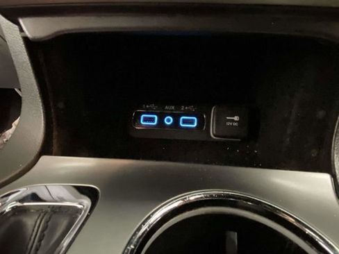 Used 2020 Jeep Grand Cherokee Altitude image 21