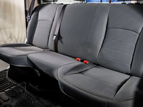 Used 2018 RAM 2500 Tradesman w/ Chrome Appearance Group AWD/4WD image 30