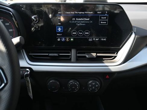 New 2026 Chevrolet Trax RS image 17