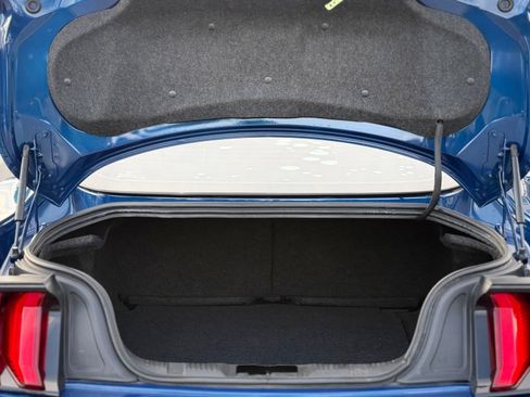 Used 2022 Ford Mustang GT RWD image 45
