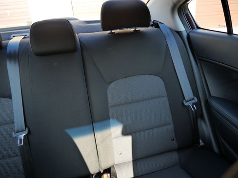 Used 2017 Kia Forte LX FWD image 14