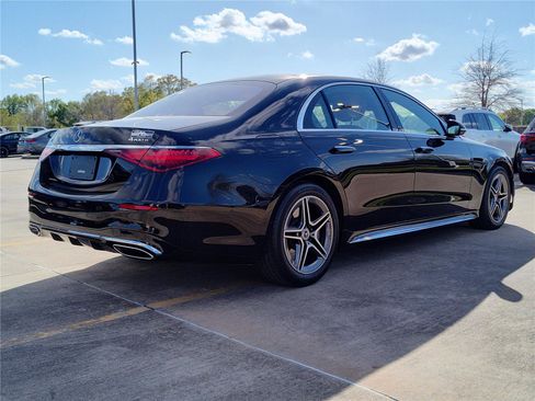 Used 2024 Mercedes-Benz S 580 4MATIC Sedan image 6