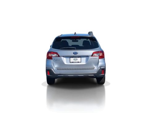 Used 2019 Subaru Outback 2.5i Limited image 7