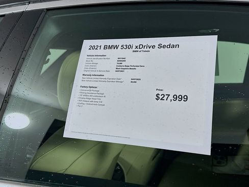 Used 2021 BMW 530i xDrive w/ Convenience Package image 12
