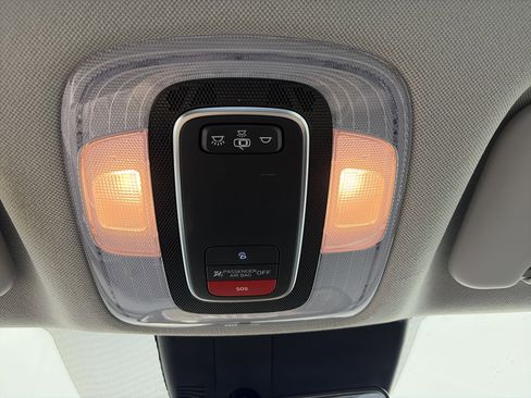 Used 2023 Hyundai Elantra SEL image 29