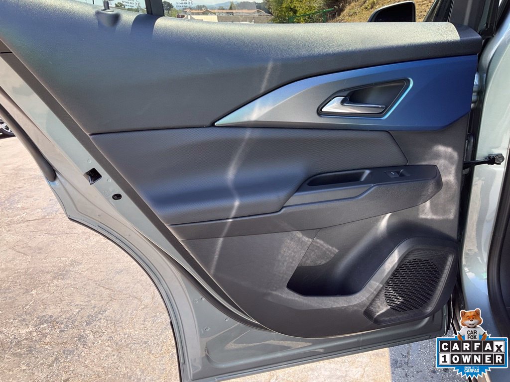 Used 2024 Chevrolet Equinox EV LT FWD image 47