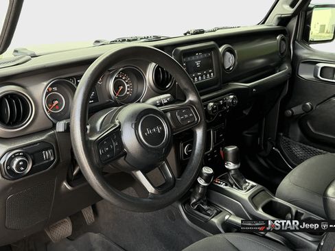 Used 2023 Jeep Gladiator Sport AWD/4WD image 23