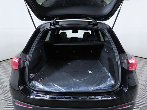 Certified 2025 Mercedes-Benz GLC 43 AMG 4MATIC image 28