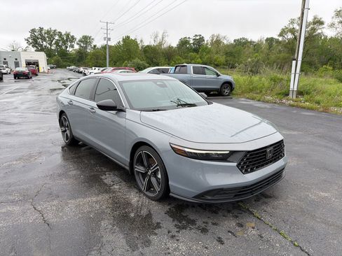 Used 2024 Honda Accord Sport image 8