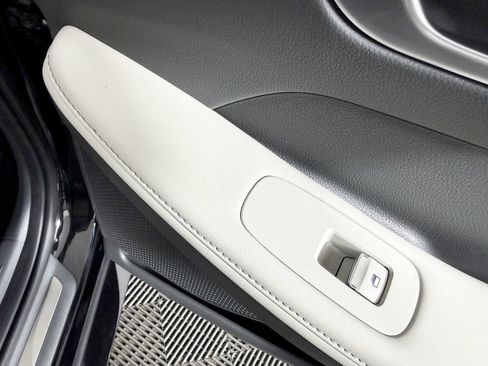 Used 2022 Hyundai Sonata Limited FWD image 39
