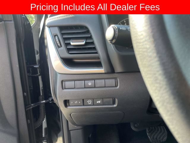 Used 2024 Nissan Rogue SV AWD/4WD image 22