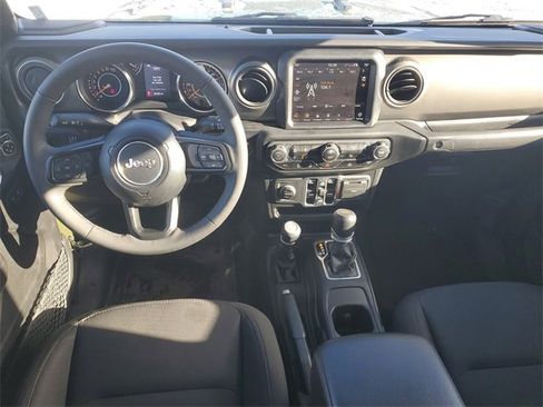 Certified 2023 Jeep Gladiator Sport image 12