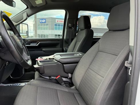 Used 2025 Chevrolet Silverado 2500 LT w/ Convenience Package AWD/4WD image 41
