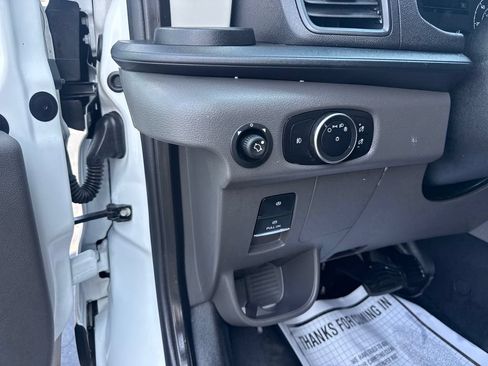 Used 2025 Ford Transit 250 Low Roof w/ Exterior Upgrade Package RWD image 29