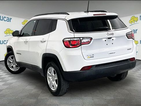 Used 2022 Jeep Compass Latitude w/ Convenience Group AWD/4WD image 4