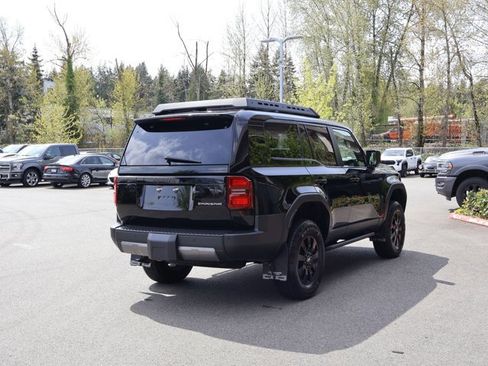 Used 2024 Toyota Land Cruiser image 6