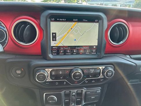 Used 2020 Jeep Gladiator Rubicon AWD/4WD image 31