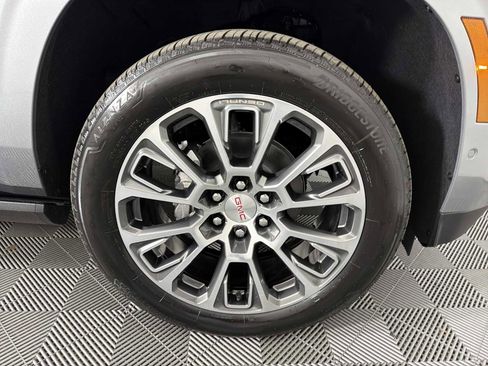 New 2026 GMC Yukon XL Denali w/ Sun & Power Step Package image 11