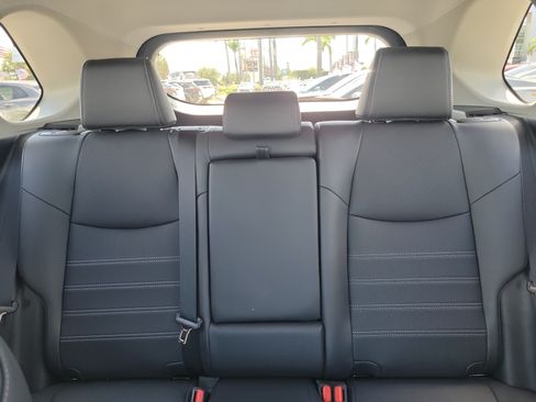 Used 2025 Toyota RAV4 Limited FWD image 21