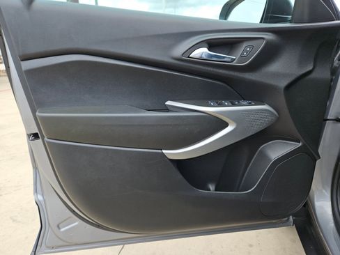 Certified 2024 Chevrolet Trax LS image 11