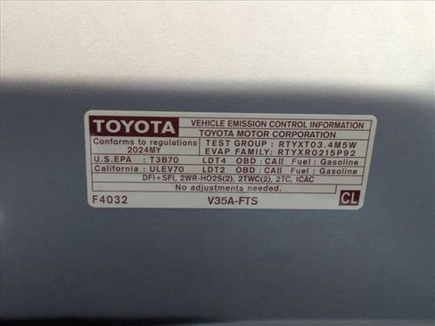 Used 2024 Toyota Tundra Limited image 24