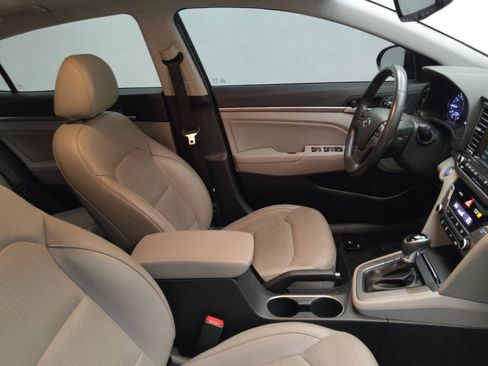 Used 2017 Hyundai Elantra Limited w/ Limited Ultimate Package 05 image 21