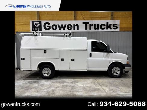 Used 2018 Chevrolet Express 3500 w/ Power Convenience Package RWD image 1
