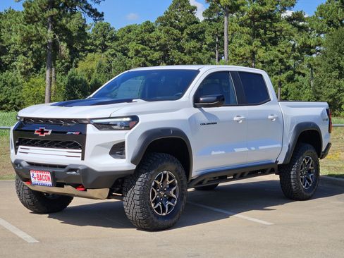 New 2026 Chevrolet Colorado ZR2 w/ Technology Package image 1