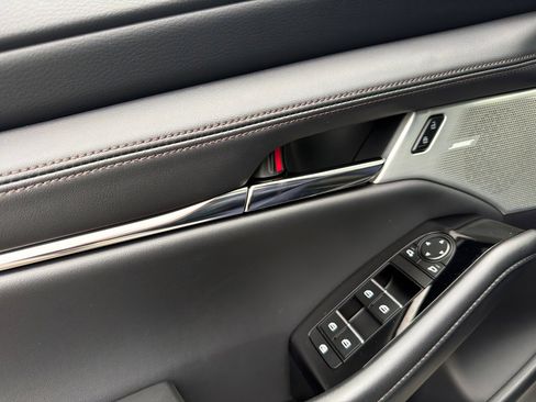 New 2026 MAZDA MAZDA3 2.5 S Hatchback w/ Premium Pkg image 33