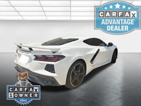 Used 2025 Chevrolet Corvette Stingray Preferred Cpe w/ Z51 Performance Package RWD image 2