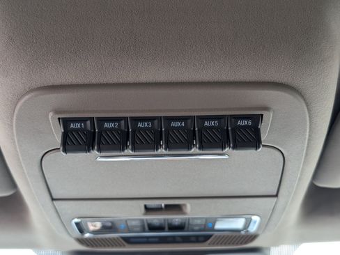 New 2025 Ford F250 Platinum w/ Platinum Plus Package image 33