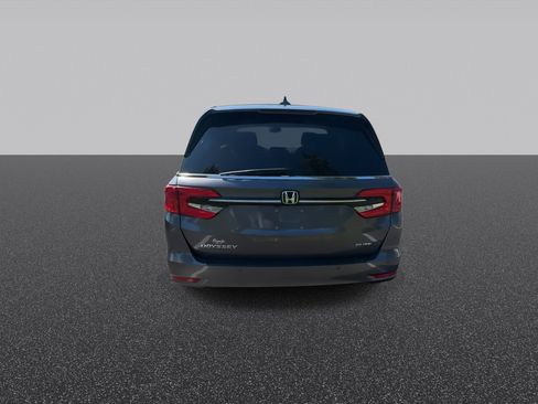 Used 2024 Honda Odyssey Elite image 8