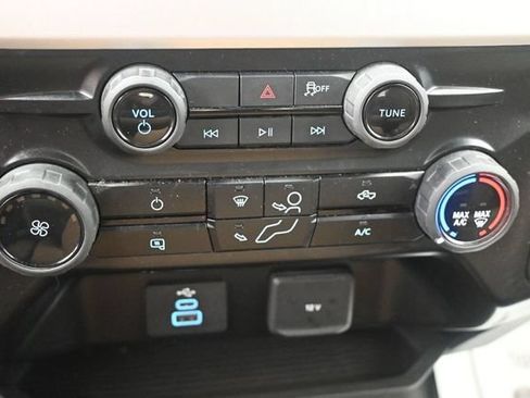 Certified 2025 Ford F250 XLT AWD/4WD image 13