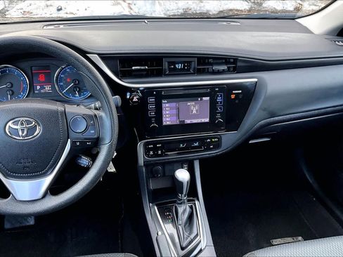 Used 2017 Toyota Corolla LE w/ Carpet Mat Package (TMS) image 6