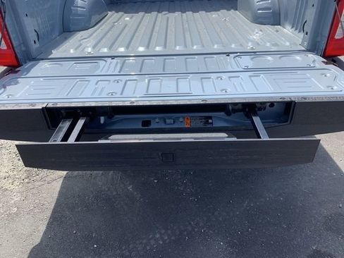 New 2026 Ford F250 Lariat image 9