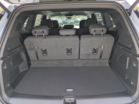 New 2026 GMC Acadia Elevation FWD image 13