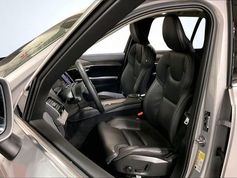 Certified 2023 Volvo XC90 B6 Ultimate image 26