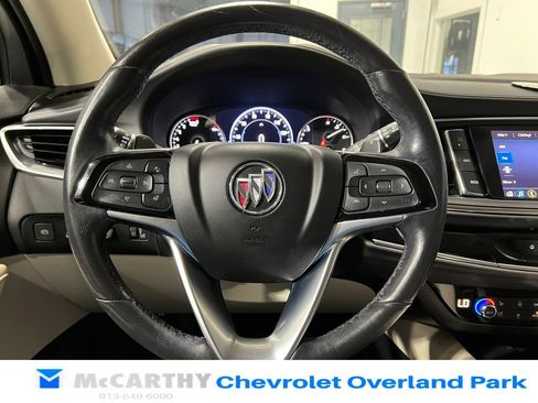 Used 2022 Buick Enclave Avenir w/ Avenir Technology Package AWD/4WD image 12
