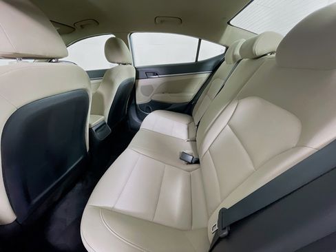 Used 2018 Hyundai Elantra SEL w/ Cargo Package image 26