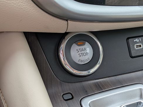 Used 2022 Nissan Murano Platinum w/ Cargo Package AWD/4WD image 30