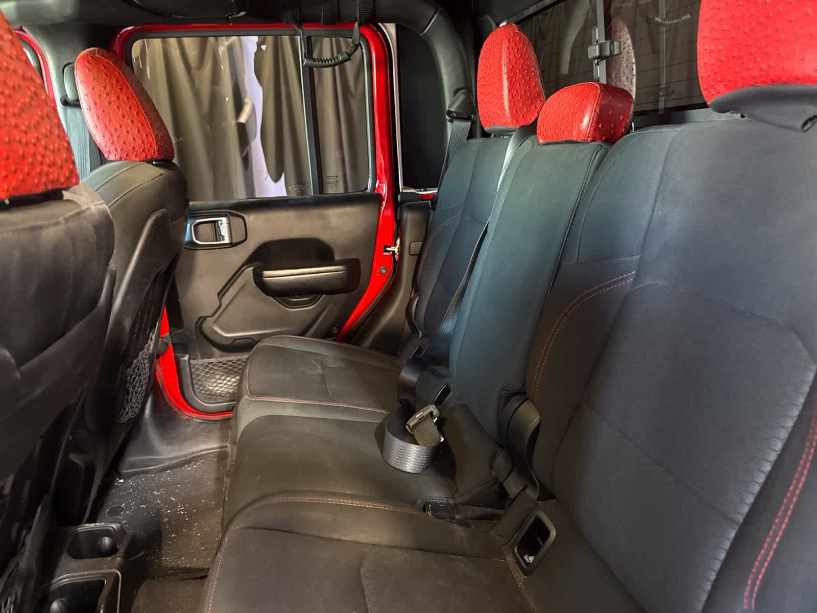 Used 2021 Jeep Gladiator Rubicon w/ LED Lighting Group AWD/4WD image 18