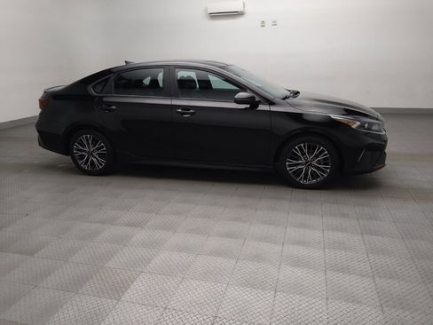 Used 2023 Kia Forte GT-Line w/ GT-Line Premium Package image 11
