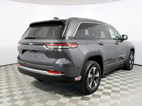 Used 2024 Jeep Grand Cherokee Limited 4xe image 38