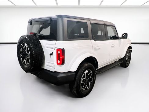 Used 2023 Ford Bronco Outer Banks AWD/4WD image 4