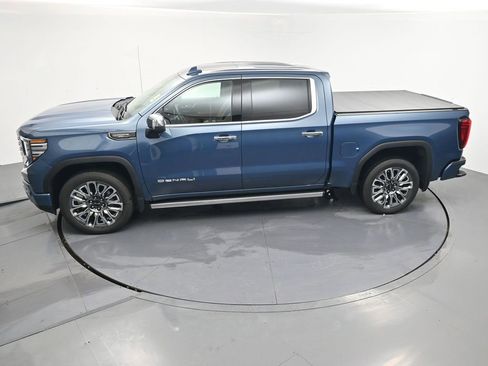Used 2024 GMC Sierra 1500 Denali Ultimate image 32