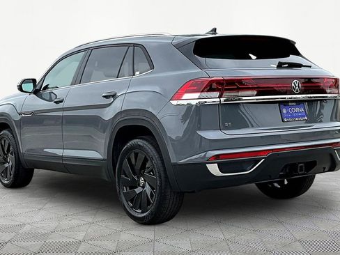 New 2026 Volkswagen Atlas Cross Sport SE FWD image 4