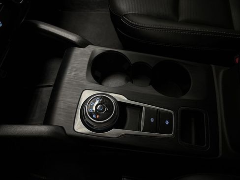 Used 2025 Ford Escape Platinum image 61