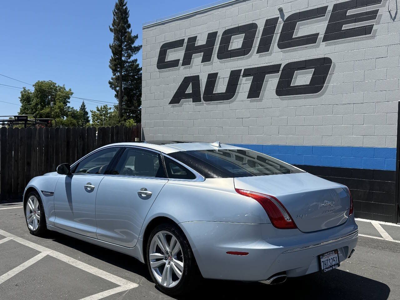 Used 2014 Jaguar XJ L Portfolio AWD/4WD image 28